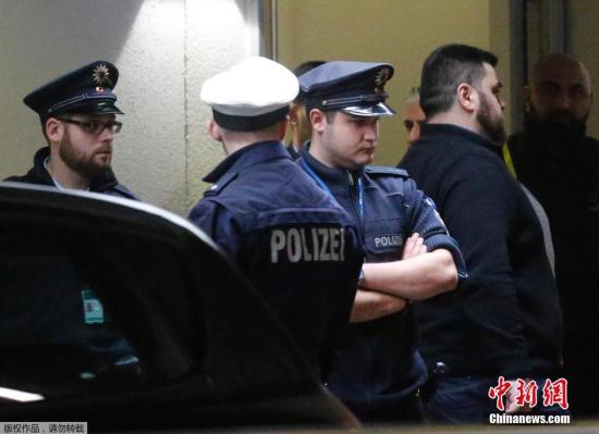 當(dāng)?shù)貢r(shí)間24日，一架空客A320飛機(jī)在法國(guó)南部阿爾卑斯墜機(jī)。