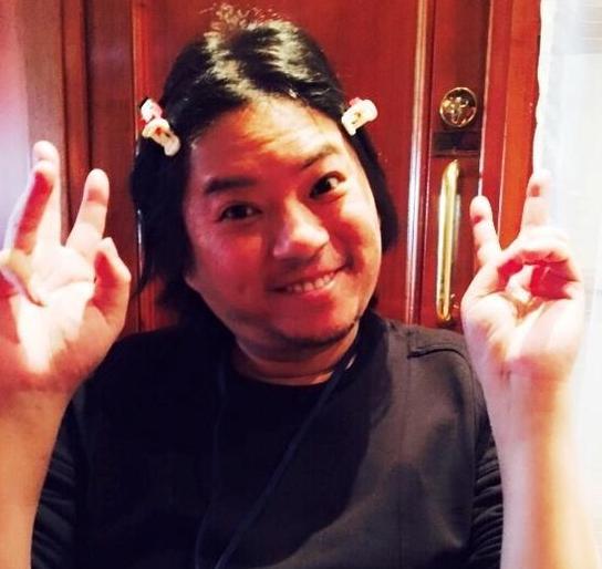 有一種傷害叫高曉松的自拍。