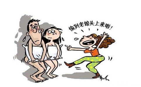 官員當(dāng)二奶面嫖娼二奶拍艷照舉報(bào)！這劇情太離譜趕上電視劇