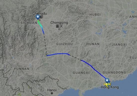  圖片來自航空網(wǎng)站flightradar24，圖顯示飛機(jī)安全降落成都