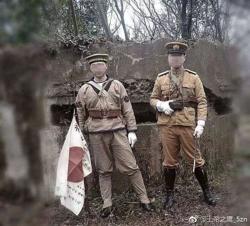 犯眾怒！兩男子抗日碉堡前扮日本兵拍照 警方介入