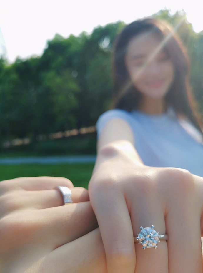 張馨予的婚紗成了淘寶爆款，知道價格后讓人大跌眼鏡！