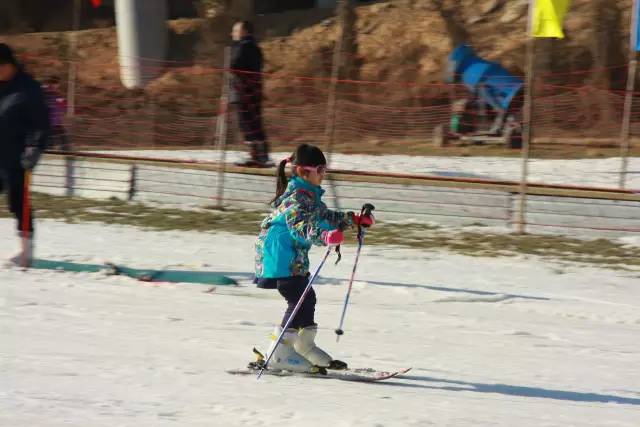 這幾個(gè)帥氣的姿勢(shì)，真的像專業(yè)級(jí)選手了呢