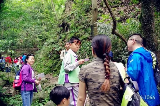 看我這小隊(duì)長，合格嗎？