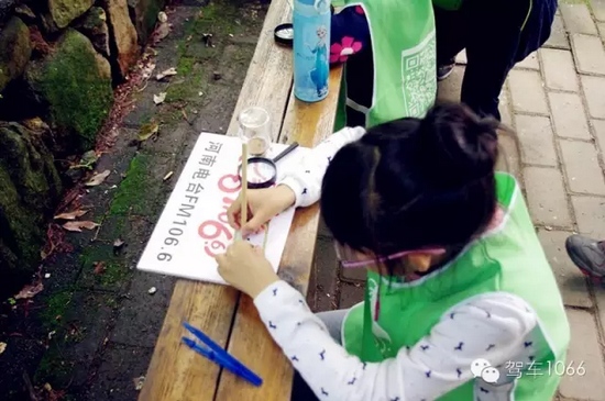 寶貝，爸爸媽媽一直在身后看你認(rèn)真完成任務(wù)！我的女兒棒棒噠！