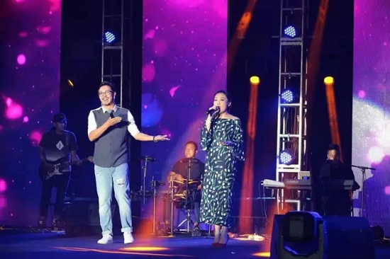 王騰霄、王曉序《制造浪漫》