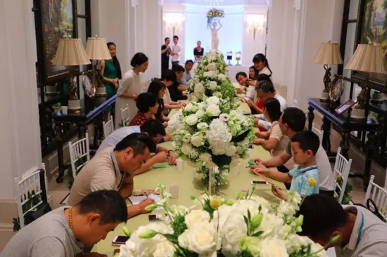 各位“小綠人”也把自己企業(yè)的問題通過卡片的形式，向劉東曉博士請教。