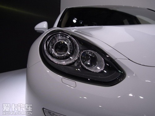 新保時捷Panamera加長版 新保時捷Panamera加長版