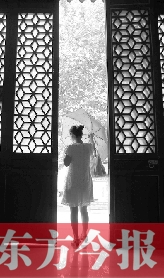 前日，鄭州市碧沙崗地下公共納涼點的入口