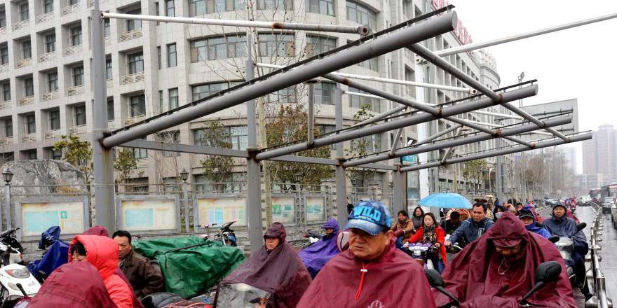 鄭州街頭遮陽(yáng)棚