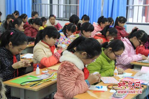 精心制作衍紙藝術 精心制作衍紙藝術