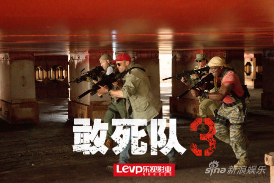 槍戰(zhàn)和團隊戰(zhàn)戲份