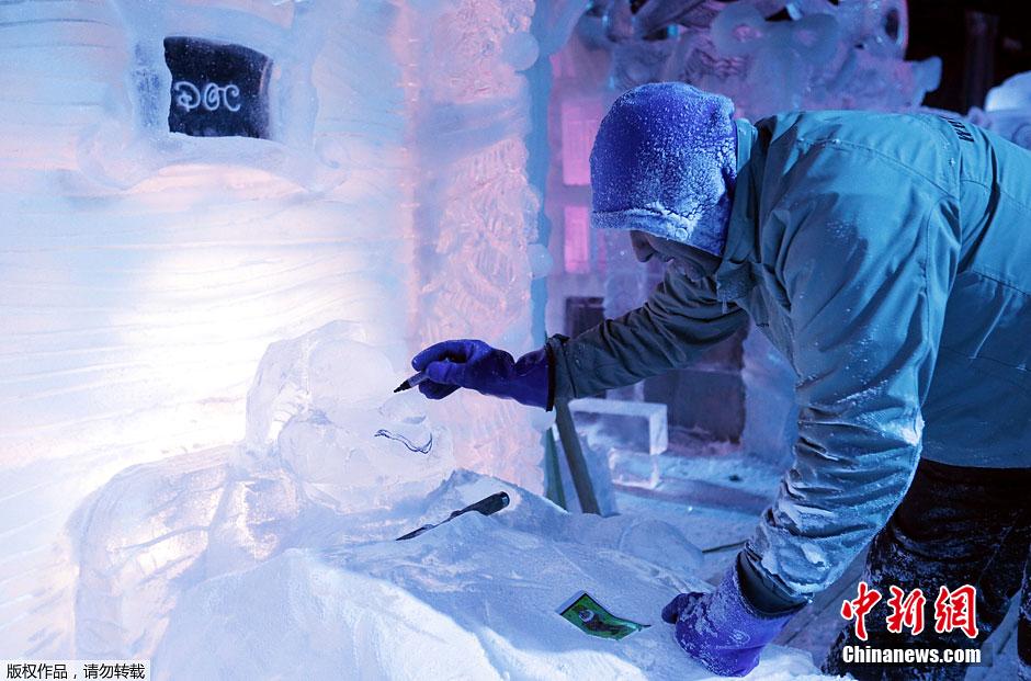 比利時(shí)舉辦冰雕節(jié) 美輪美奐令人神往 比利時(shí)舉辦冰雕節(jié) 美輪美奐令人神往