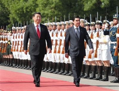 習(xí)近平會(huì)見土庫(kù)曼斯坦總統(tǒng)別爾德穆哈梅多夫 習(xí)近平會(huì)見土庫(kù)曼斯坦總統(tǒng)別爾德穆哈梅多夫