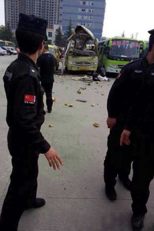 爆炸現(xiàn)場(chǎng)。圖片來自網(wǎng)絡(luò)