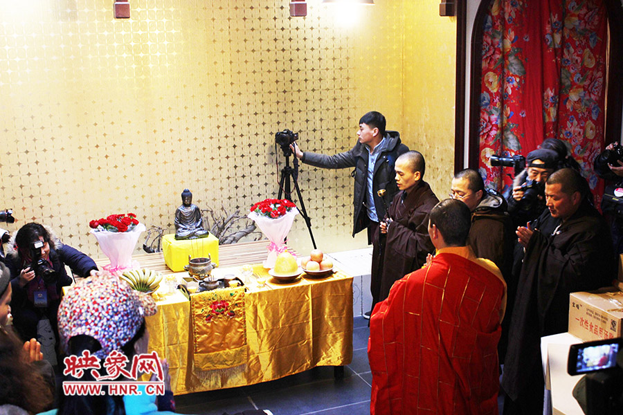 祈福法會現(xiàn)場。