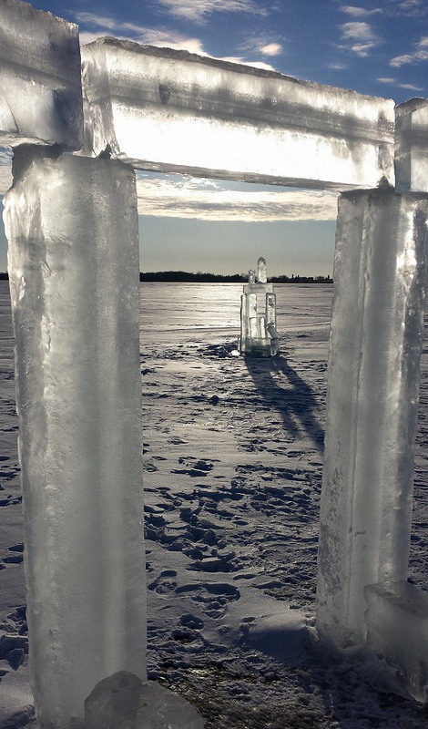 每根冰柱都重達300磅（約合136公斤）。（網(wǎng)頁截圖）