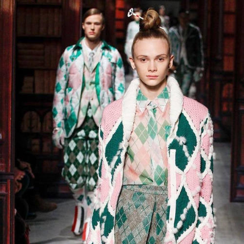 似男非女 “妖孽”般國(guó)際男模