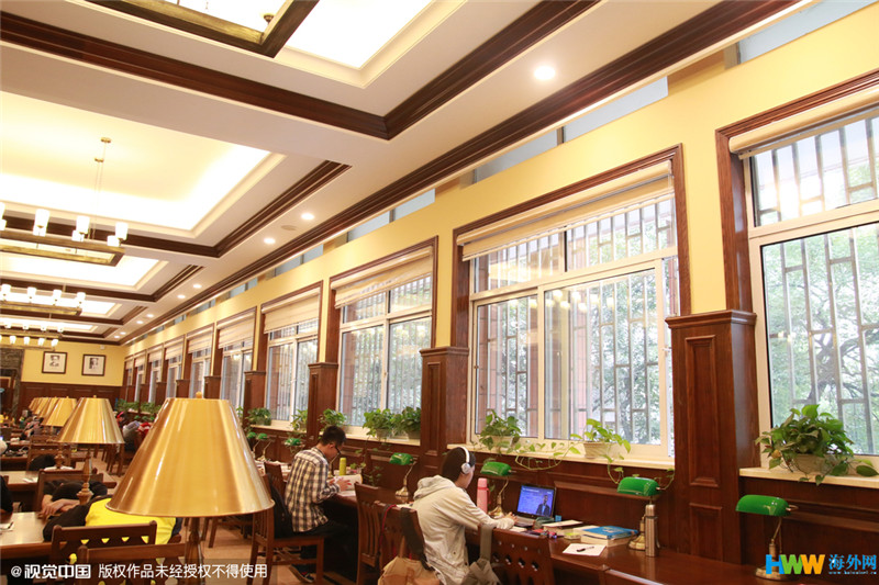 重慶大學(xué)改造翻新的“民國風(fēng)圖書館”走紅網(wǎng)絡(luò)，引得無數(shù)網(wǎng)友點(diǎn)贊