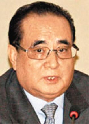 李秀勇曾照料金正恩兄妹。