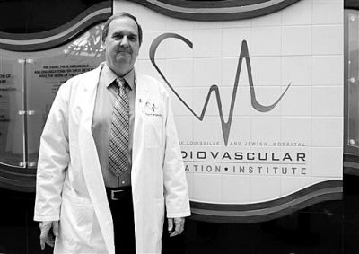 這是負(fù)責(zé)這一項目的生物學(xué)家斯圖爾特·威廉斯今年3月6日接受采訪時拍的照片。