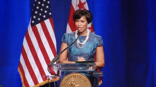 穆麗爾·鮑澤成為了華盛頓歷史上第一位非裔女市長(zhǎng)。