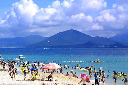 東北三省今年將有20萬(wàn)老人到海南三亞過(guò)冬 東北三省今年將有20萬(wàn)老人到海南三亞過(guò)冬