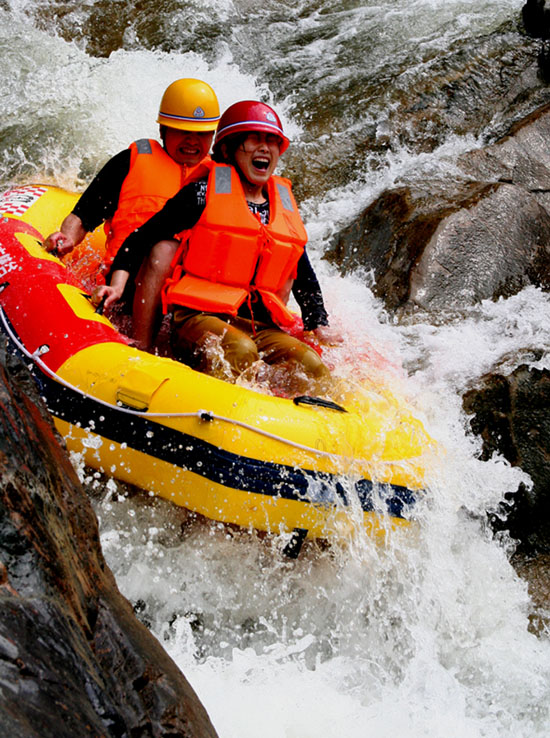 豫西大峽谷對全國中、高考學(xué)子0元門票開放(圖)