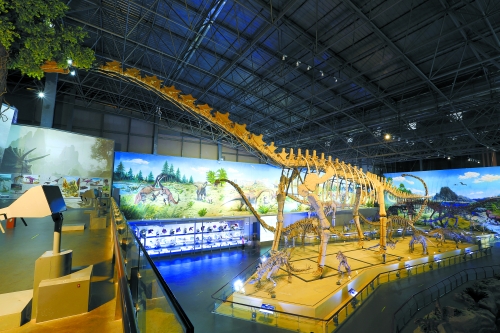 做客恐龍園 探秘侏羅紀(jì) 做客恐龍園 探秘侏羅紀(jì)