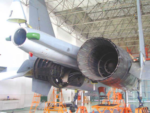 俄稱我蘇-27/30發(fā)動(dòng)機(jī)達(dá)壽限再購140臺(tái)AL-31