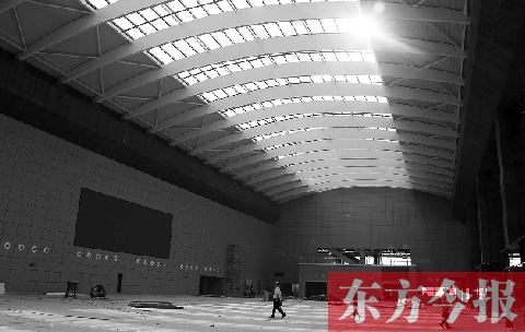 作為高鐵鄭州東站最重要的配套工程，鄭州綜合交通樞紐公路客運(yùn)站的裝修工作即將完成，預(yù)計(jì)今年9月底與鄭州