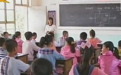 老師：您的工資和績(jī)效要漲了！