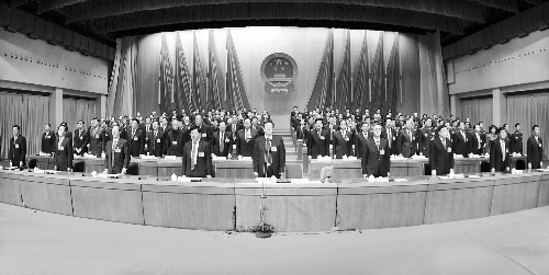 　1月20日下午，省十二屆人大三次會(huì)議閉幕　河南日報(bào)記者 郭宇/攝