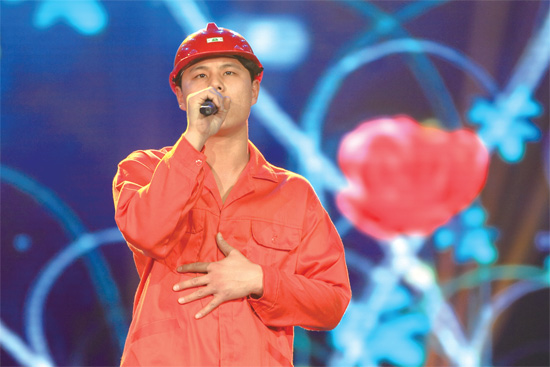 《開口就唱》新年歌會，百姓歌手唱享幸福