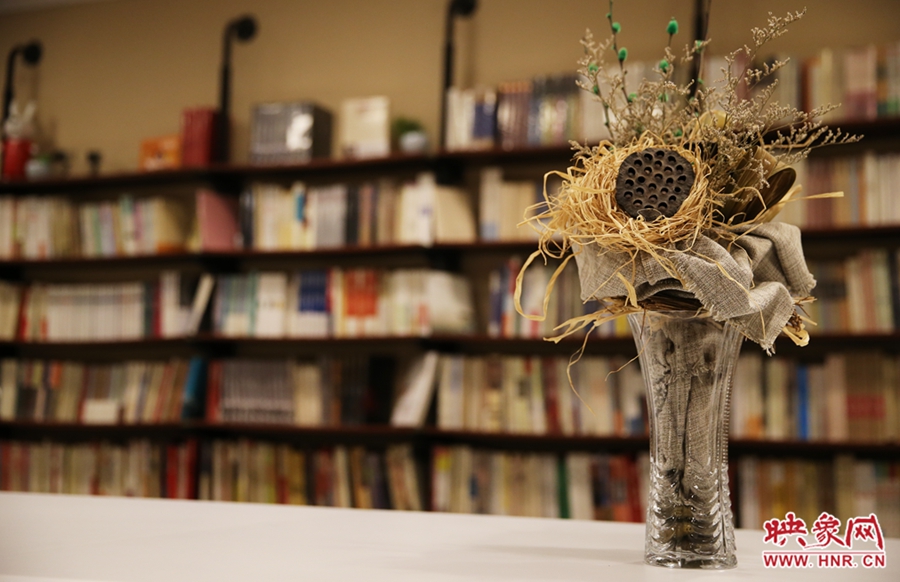 書店內(nèi)的裝飾。