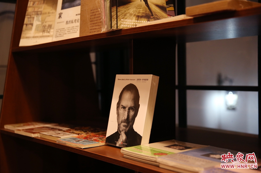 書店內(nèi)的書。